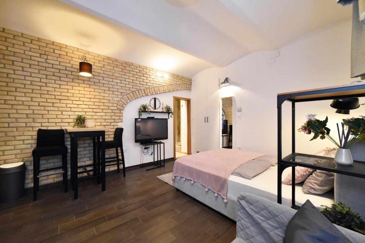 Manuela Varsavska Studio Apartments Zágráb Kültér fotó